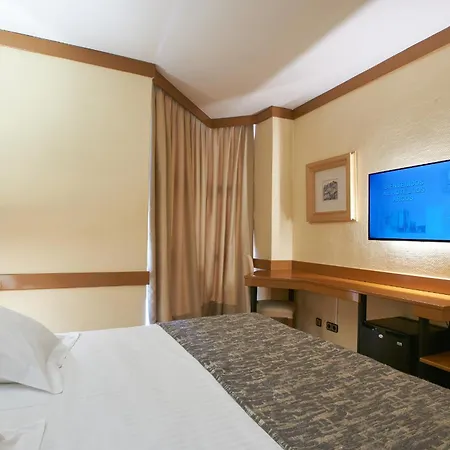 Hotell Arcos 4*