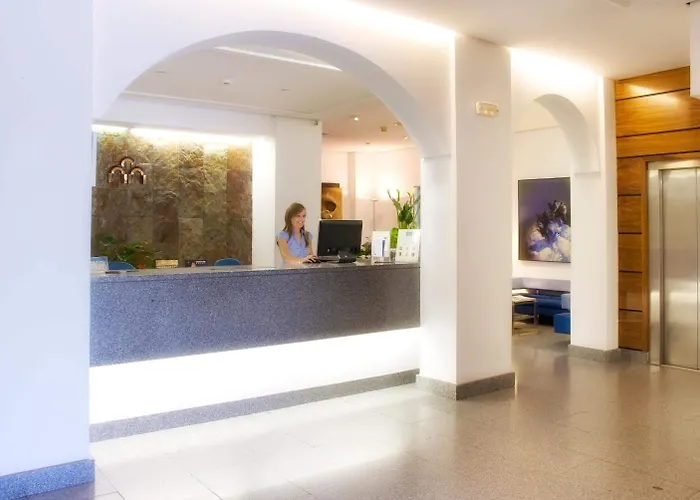 Arcos فندق شقوبية