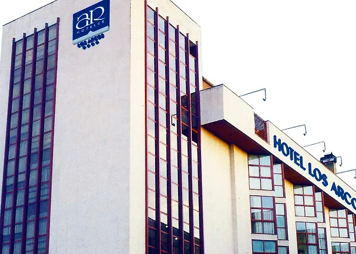 Hotel Arcos 4*